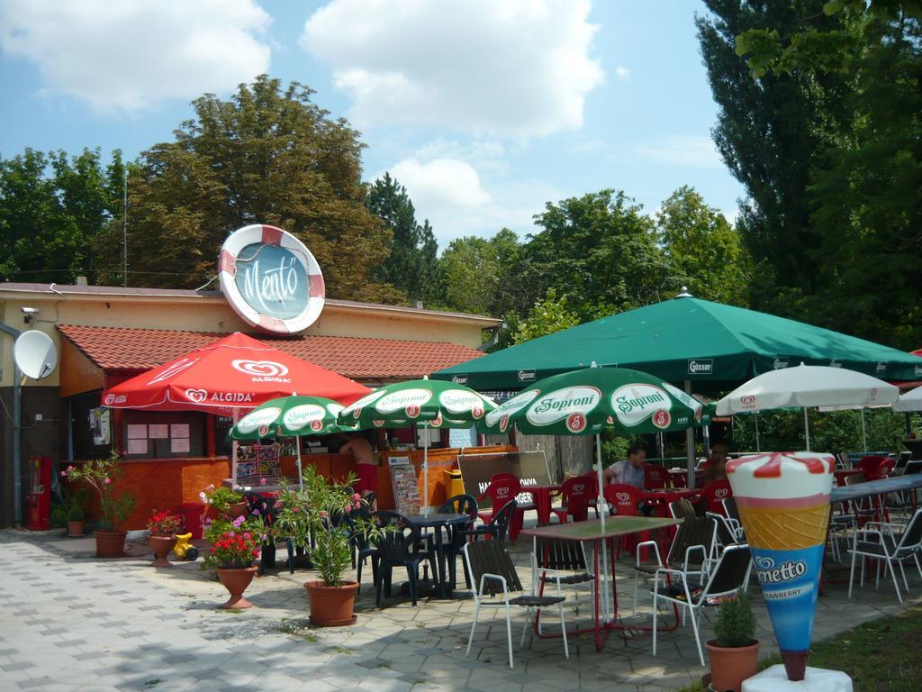 Hotel Kenese Balatonkenese Exterior foto